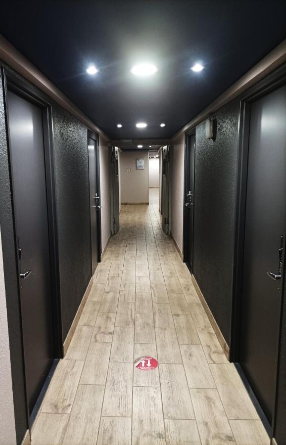 Cit'Hotel Design Booking Evry Saint-Germain-Les-Corbeil Senart Exterior foto